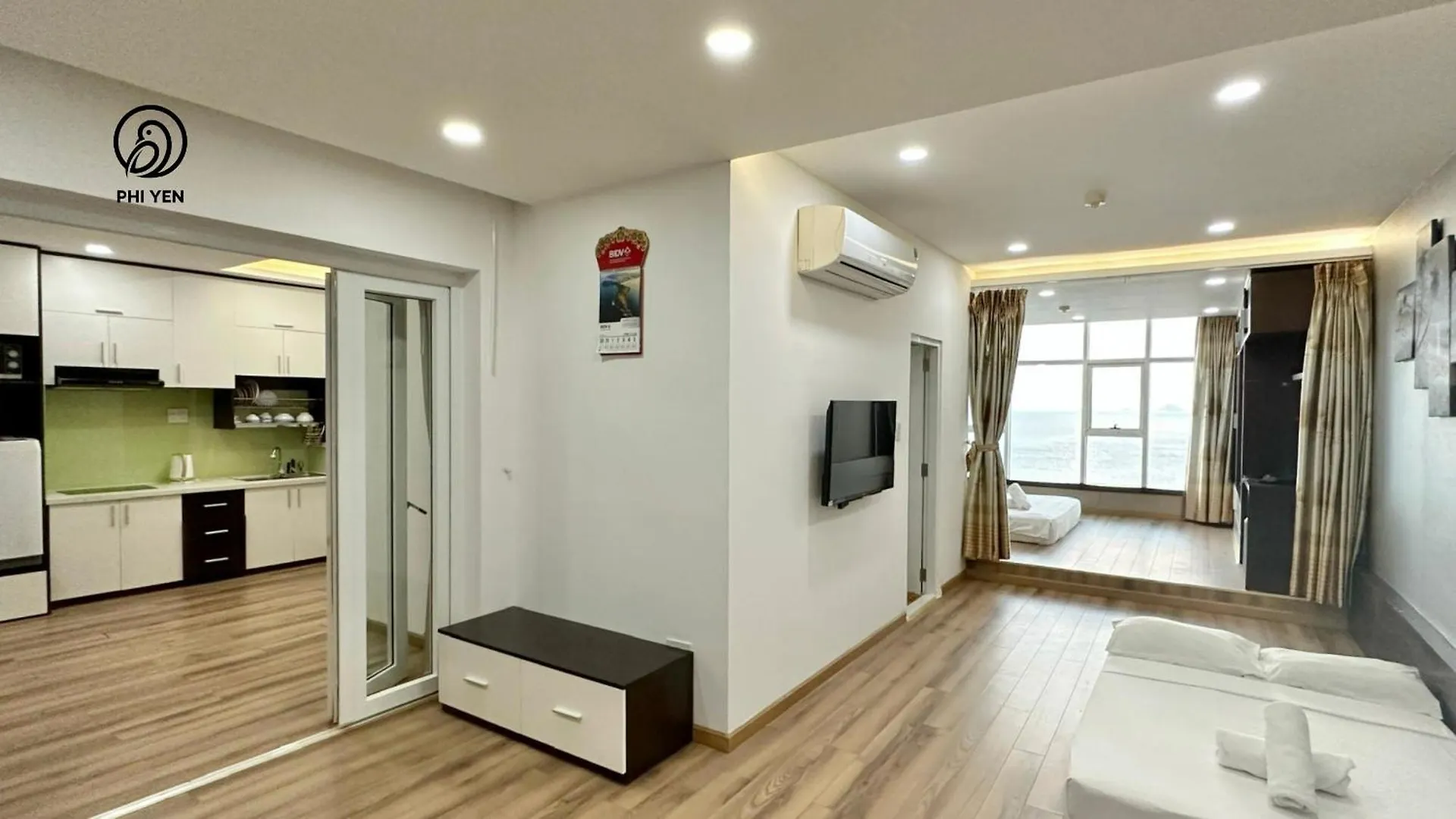Phi Yen 60 Tran Phu Apartment 나트랑
