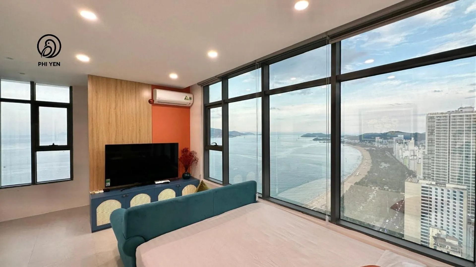 Phi Yen 60 Tran Phu Apartment 나트랑