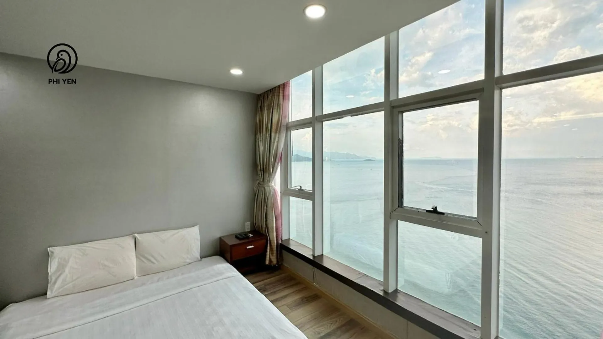 Phi Yen 60 Tran Phu Apartment 나트랑 0*,