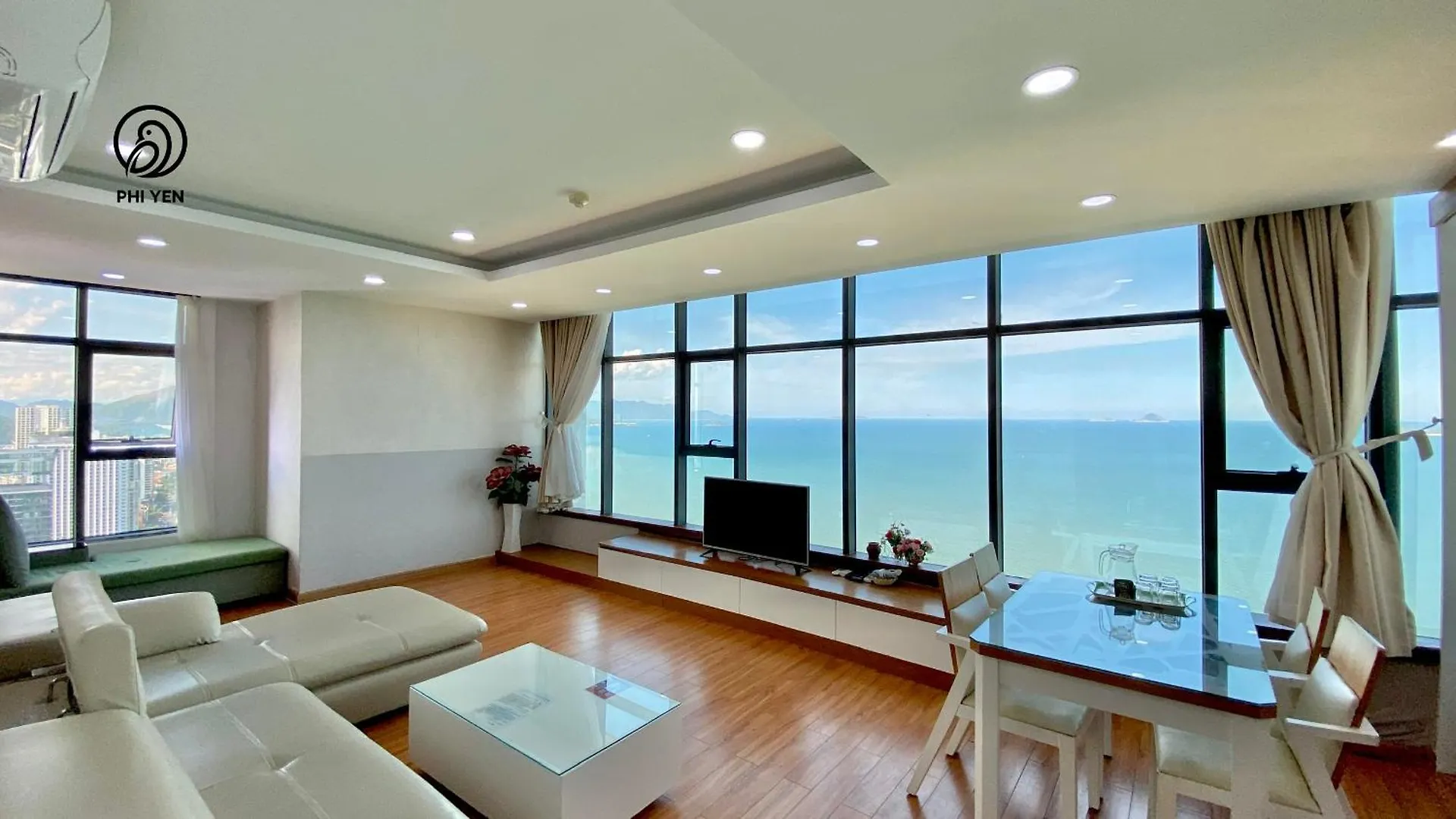 Phi Yen 60 Tran Phu Apartment 나트랑