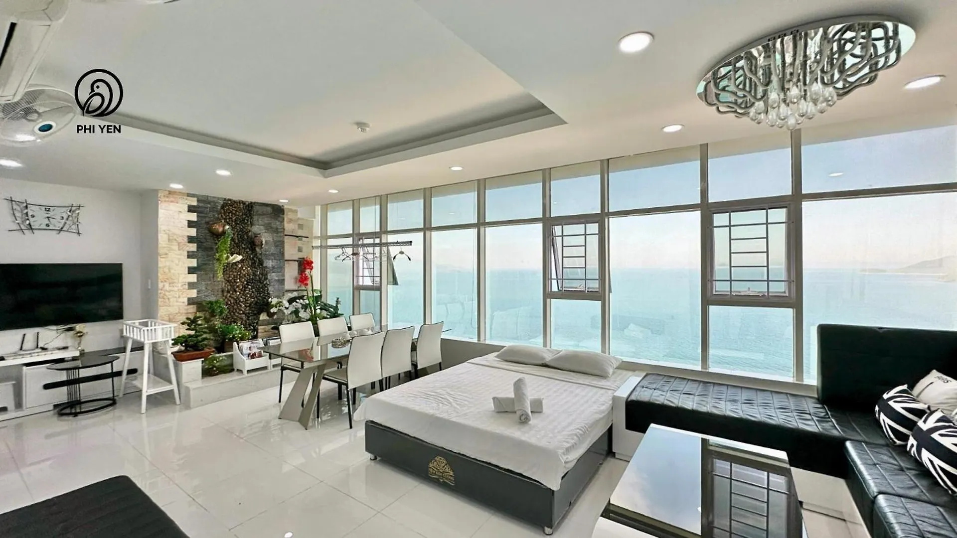 Phi Yen 60 Tran Phu Apartment 나트랑