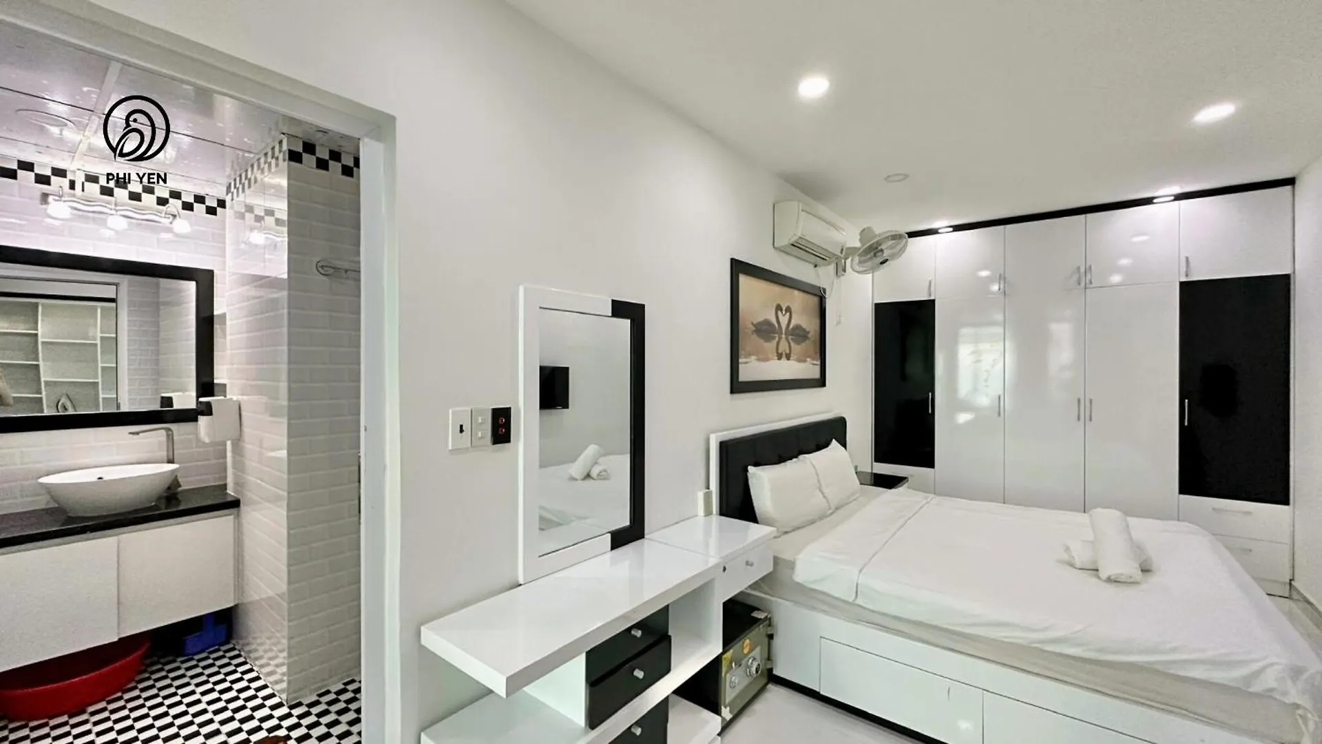 Phi Yen 60 Tran Phu Apartment 나트랑