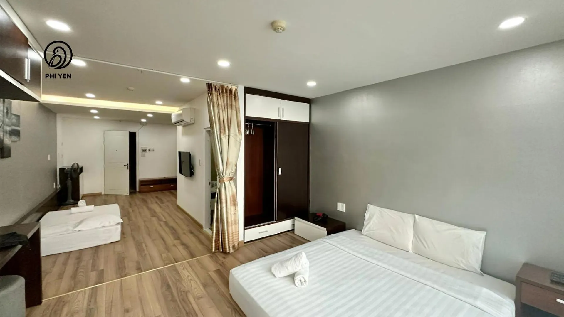 Phi Yen 60 Tran Phu Apartment 나트랑