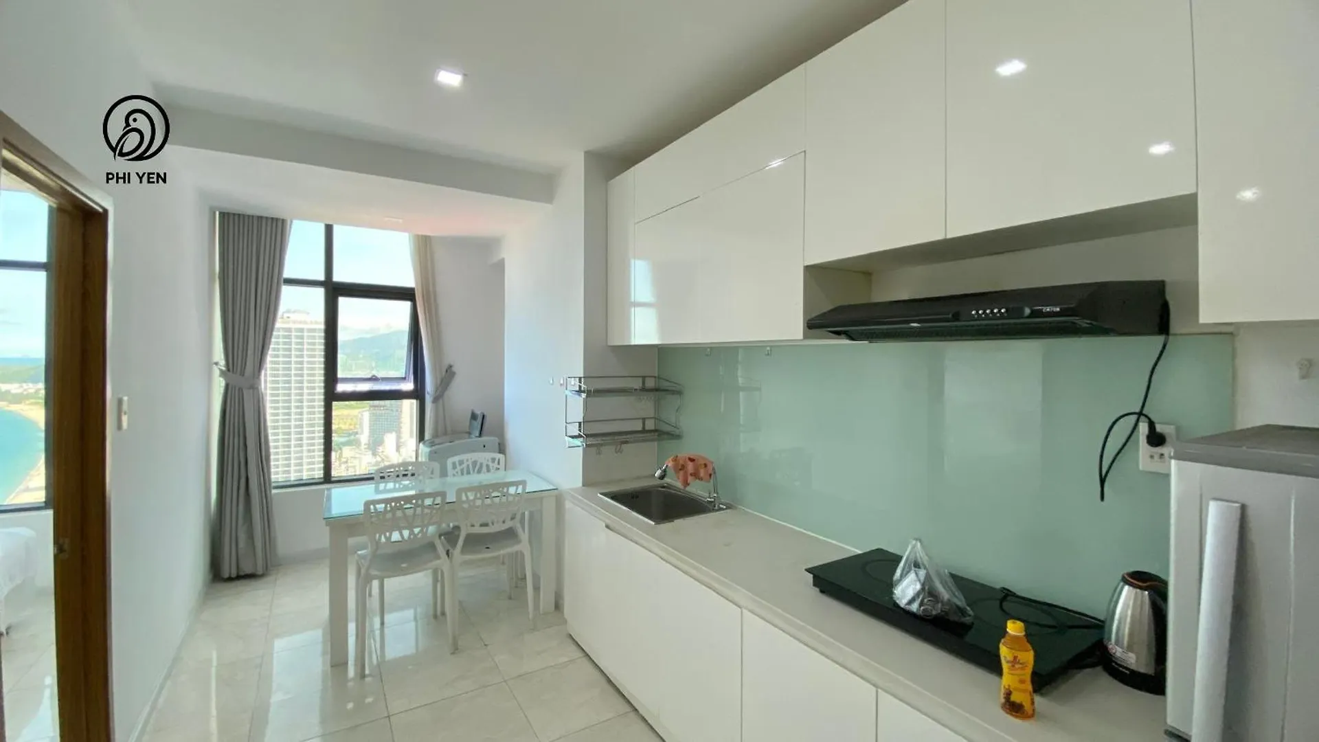 Phi Yen 60 Tran Phu Apartment 나트랑
